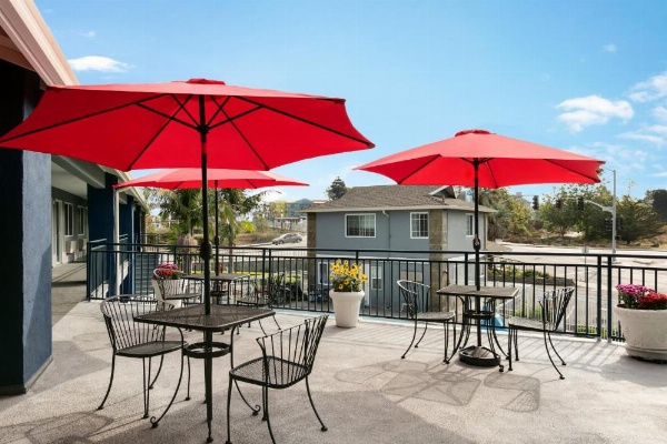 Torch Lite Inn at the Beach Boardwalk image 23